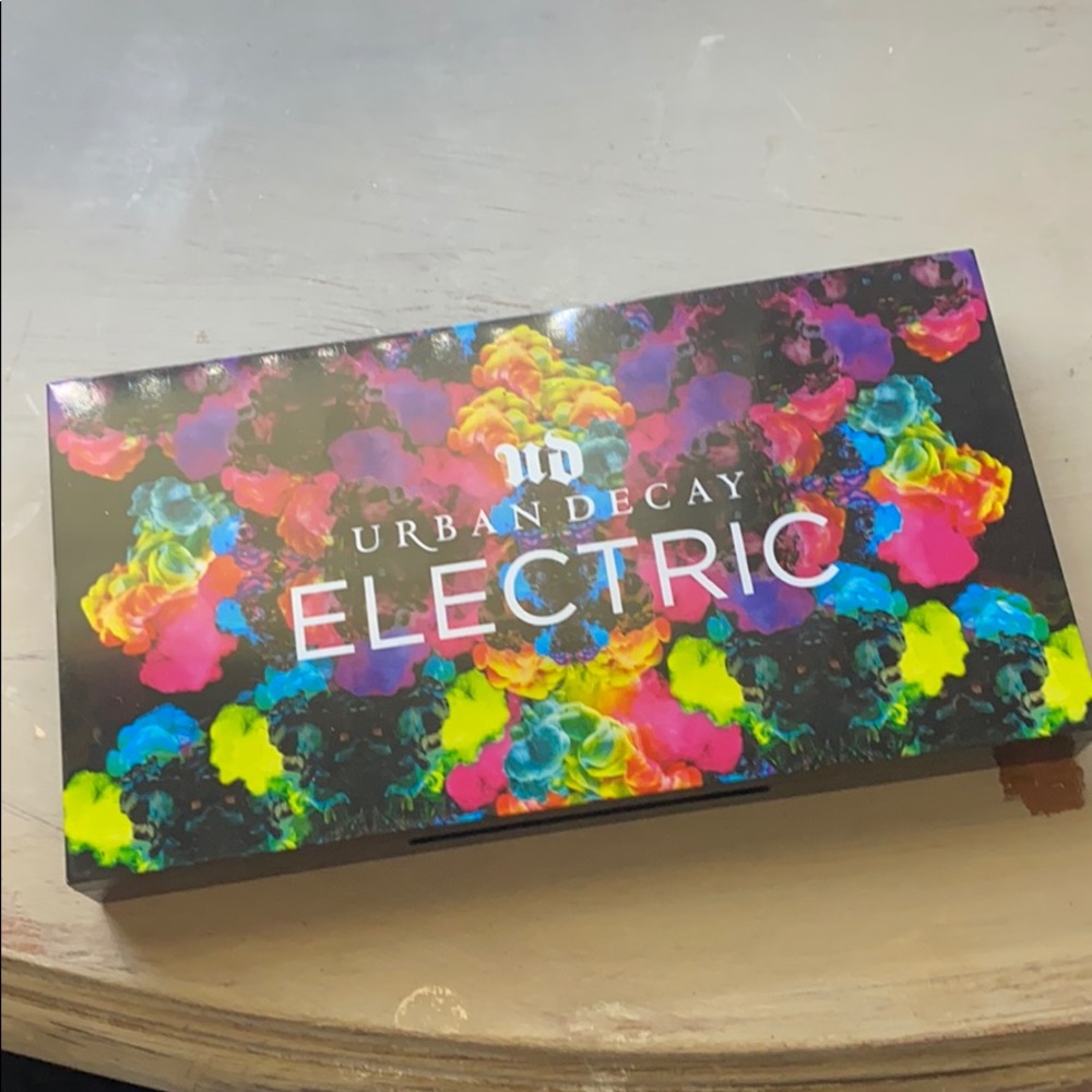 Urban Decay Electric Palette